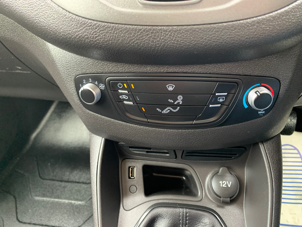 2018 Ford Transit Courier