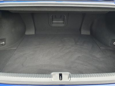 2019 Lexus ES 300h