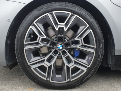 2026 BMW 530