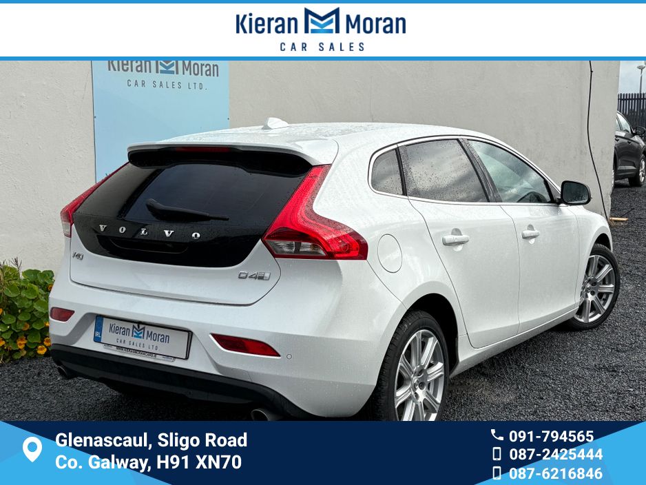 2019 Volvo V40