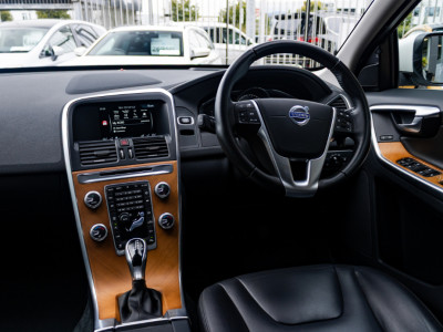 2017 Volvo XC60