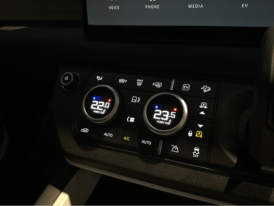 2025 Land Rover Defender