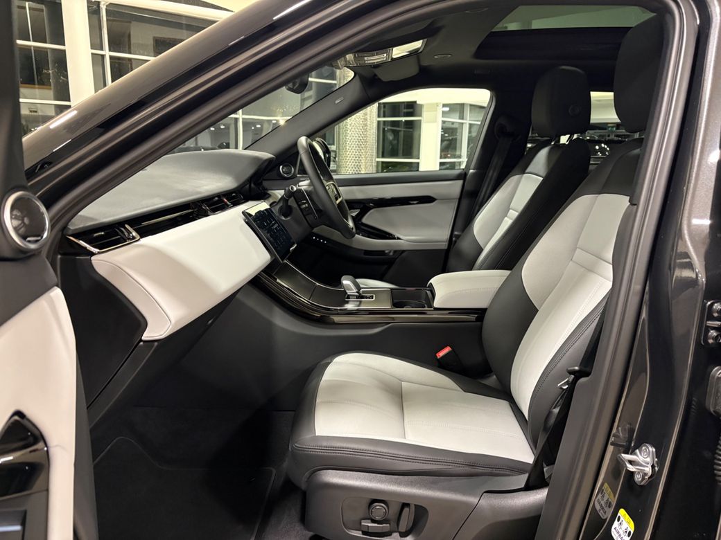 2026 Land Rover Range Rover Evoque