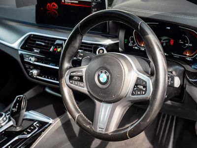 2022 BMW 5 Series