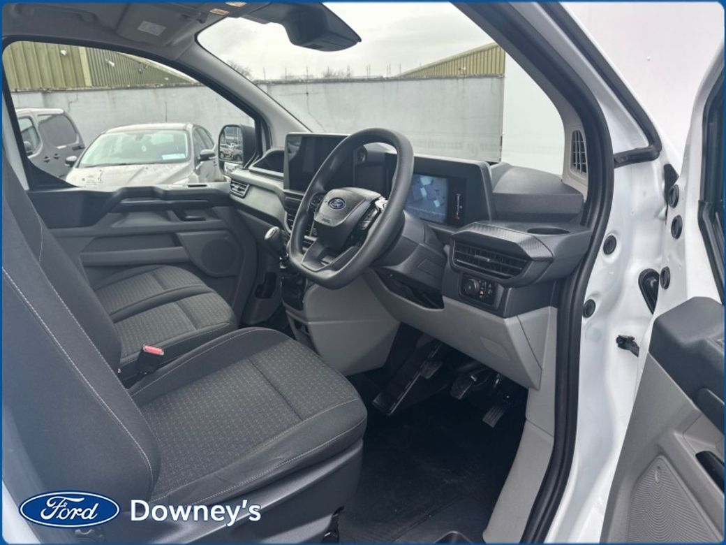 2024 Ford Transit Custom