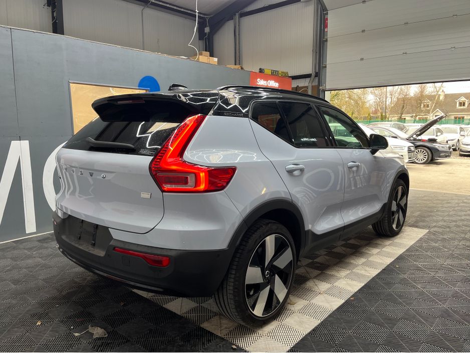 2023 Volvo XC40
