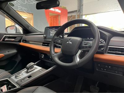 2023 Mitsubishi Outlander