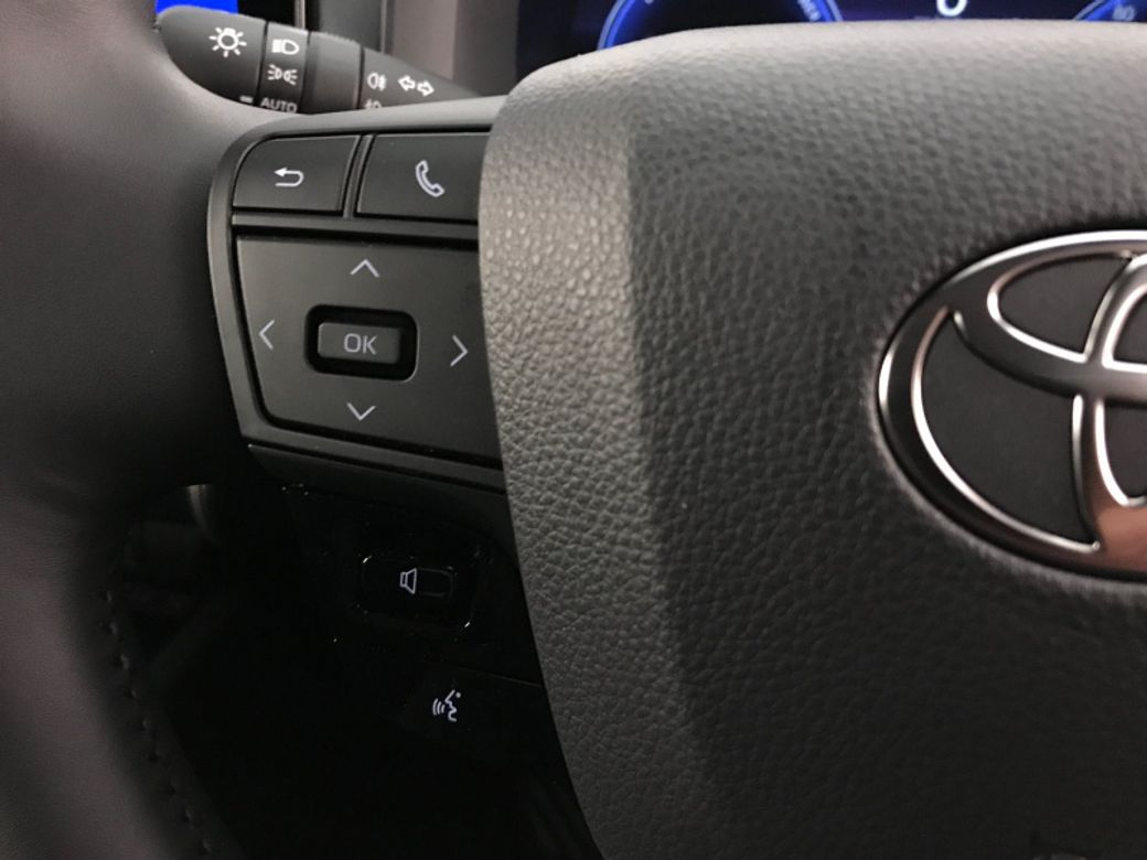 2025 Toyota C-HR