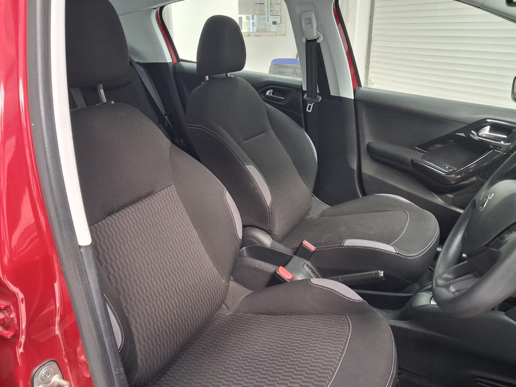 2016 Peugeot 208