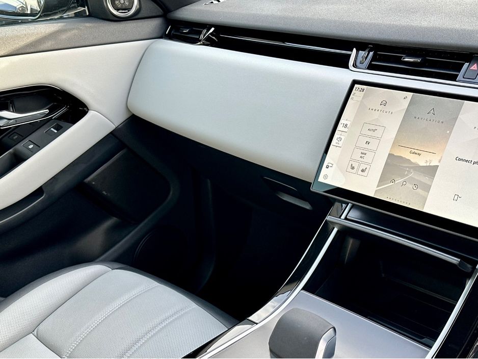 2026 Land Rover Range Rover Evoque