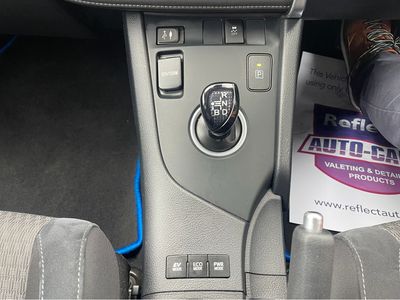 2017 Toyota Auris