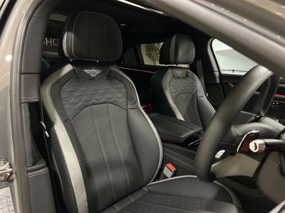 2025 Bentley Flying Spur