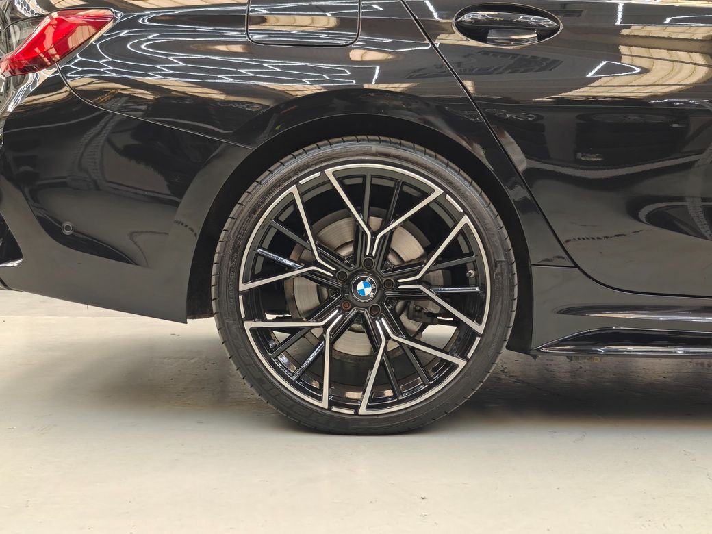 2021 BMW 330