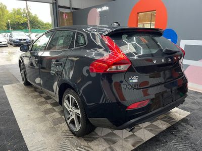 2018 Volvo V40