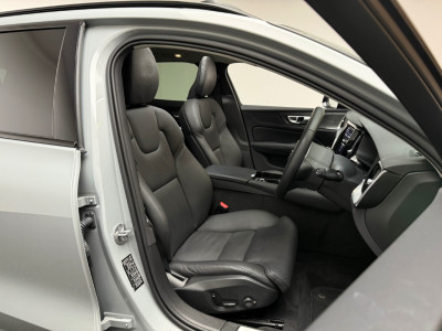 2025 Volvo V60