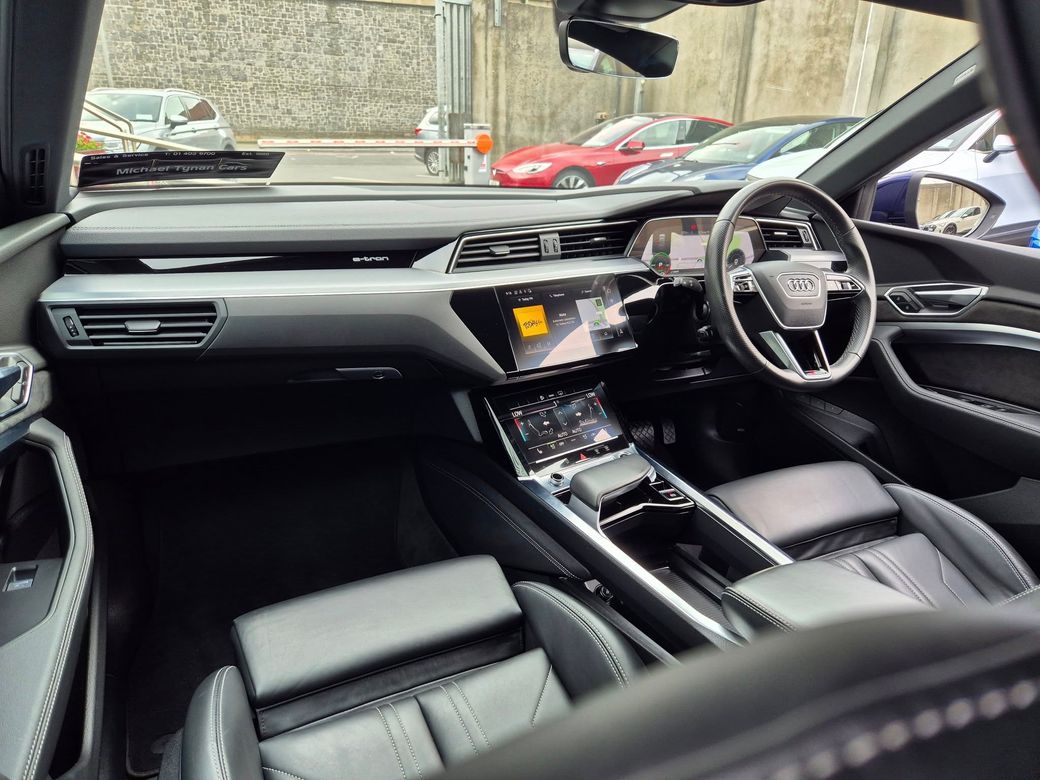 2022 Audi e-tron