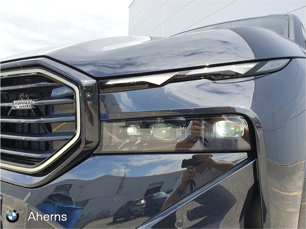 2025 BMW XM