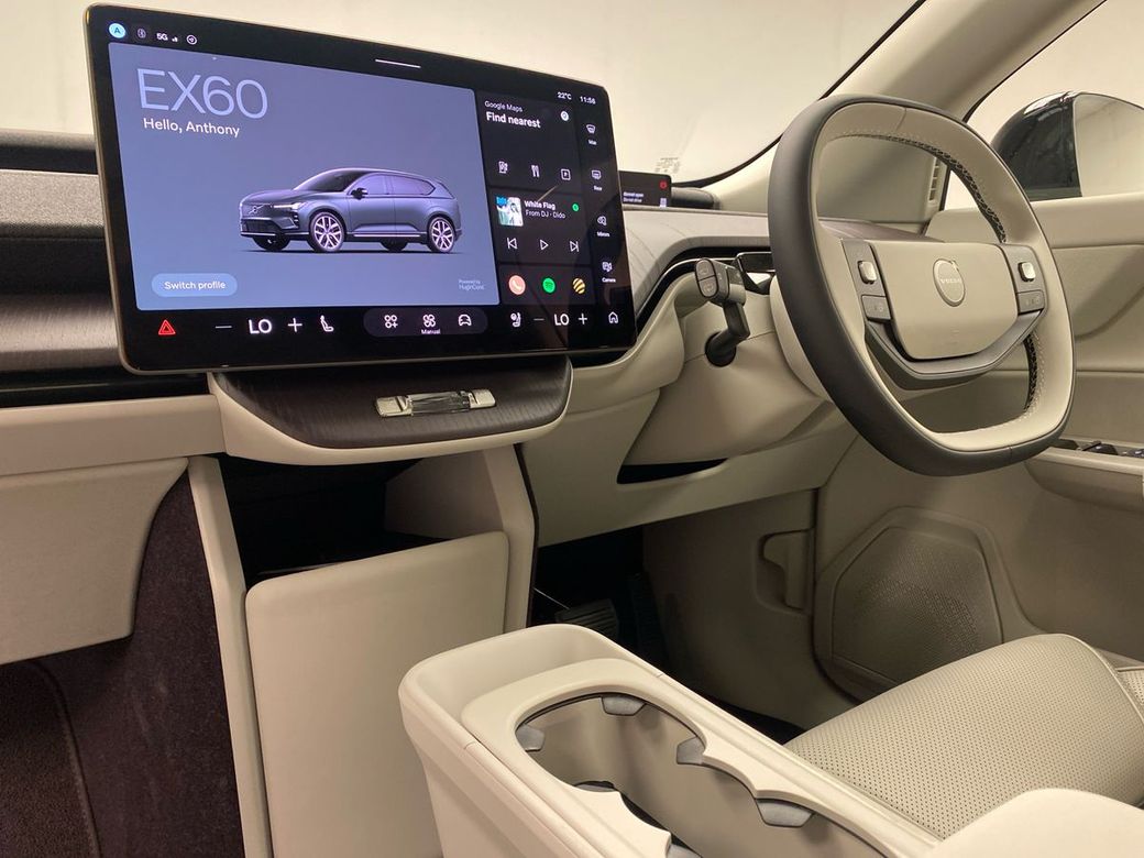2027 Volvo EX60