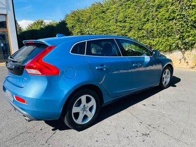 2015 Volvo V40