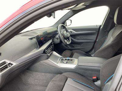 2025 BMW i4