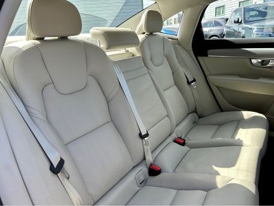 2021 Volvo S90