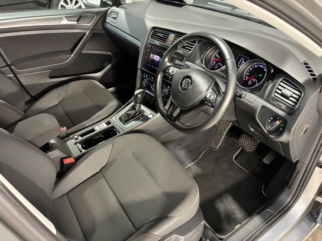 2017 Volkswagen Golf