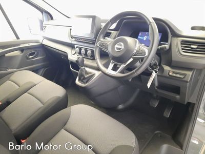 2025 Nissan Primastar