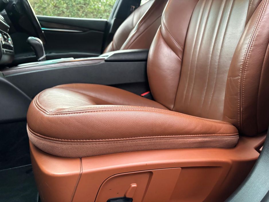 2016 Maserati Ghibli