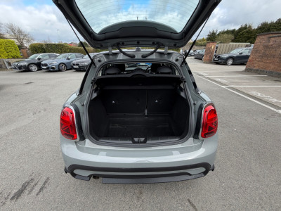 2022 Mini Hatch