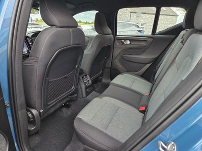 2023 Volvo XC40