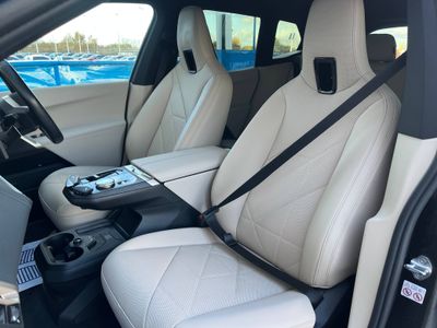2022 BMW iX