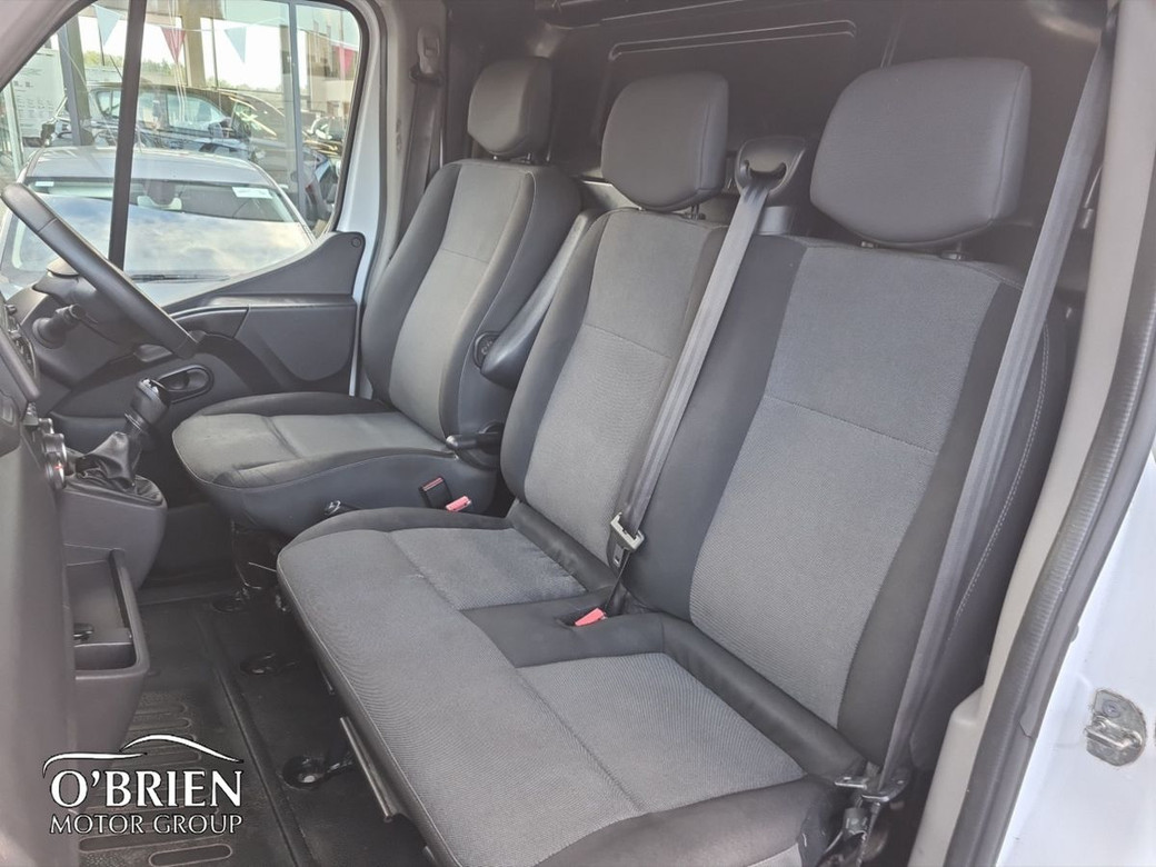 2021 Renault Master