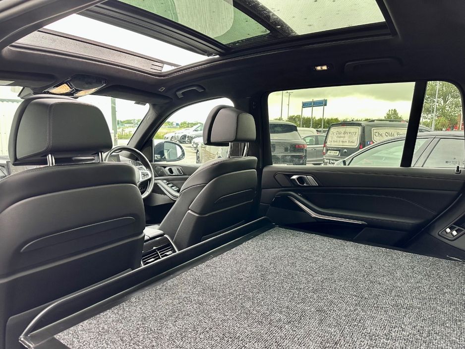 2024 BMW X7