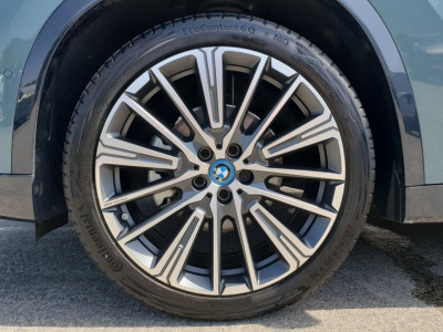 2025 BMW iX1