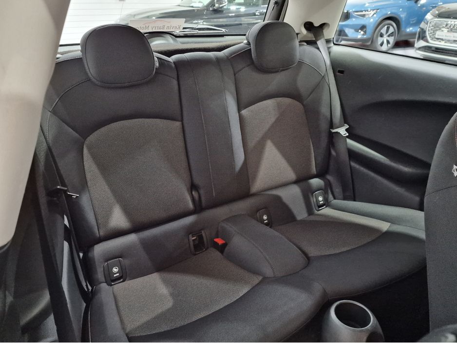 2014 Mini Hatch