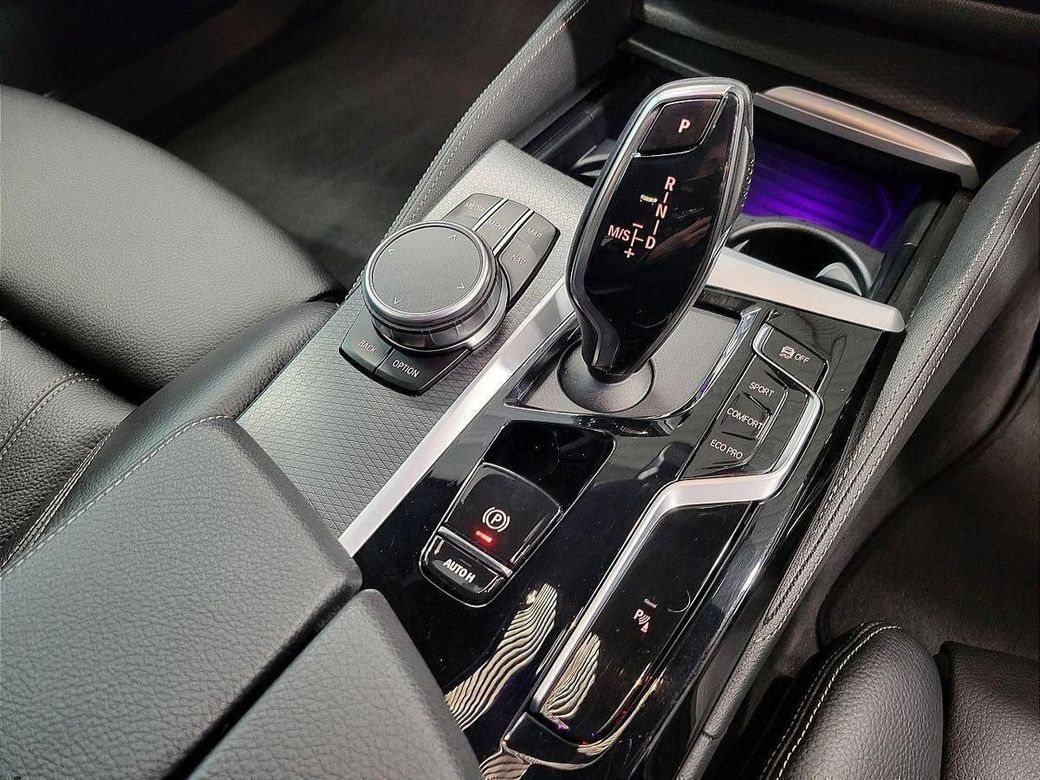 2022 BMW 5 Series