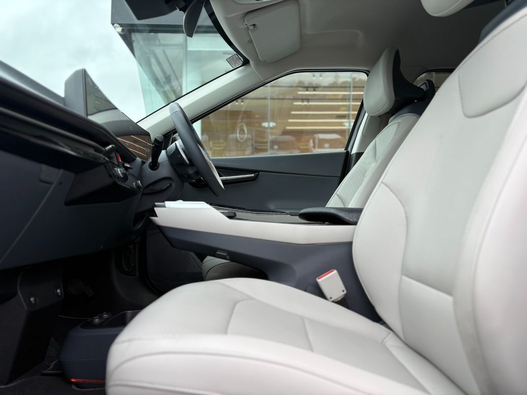 2023 Kia EV6