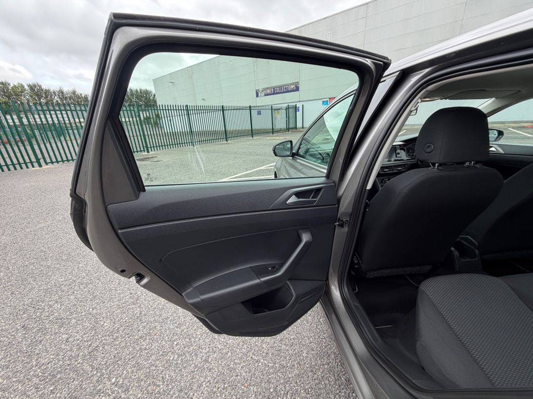 2019 Volkswagen Polo