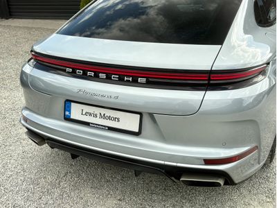 2025 Porsche Panamera