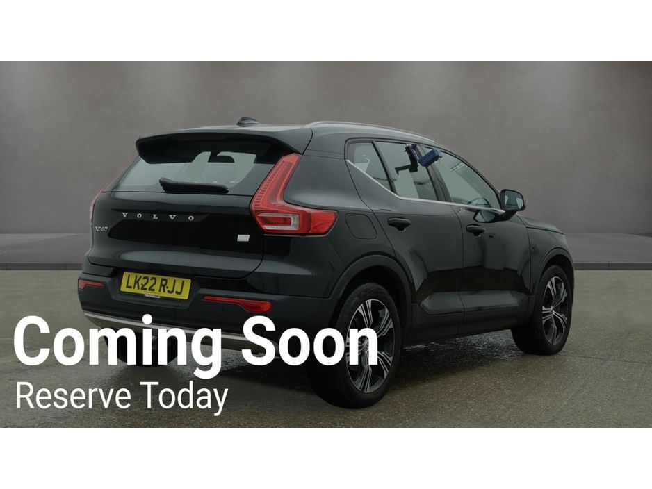 2022 Volvo XC40