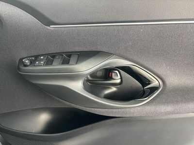 2025 Toyota Yaris Cross