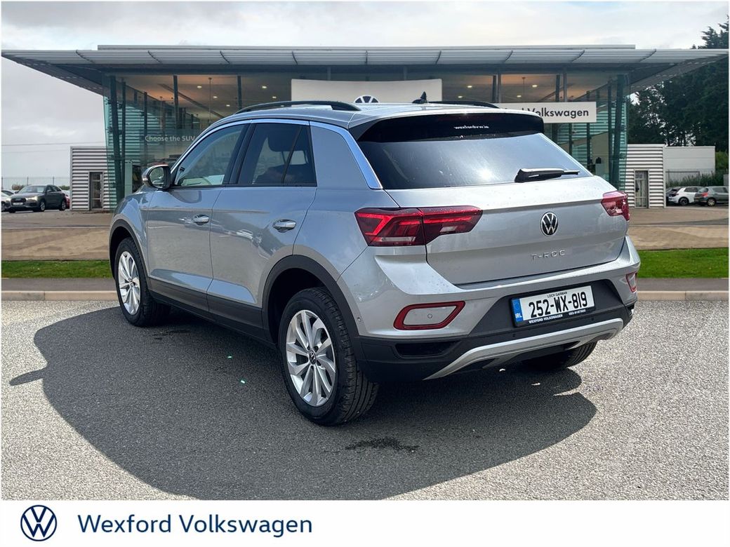2025 Volkswagen T-Roc