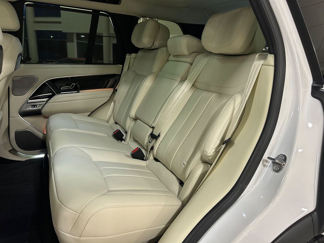 2025 Land Rover Range Rover