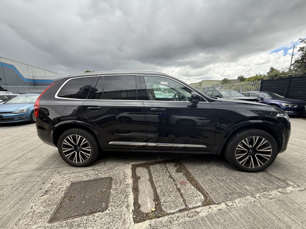 2023 Volvo XC90