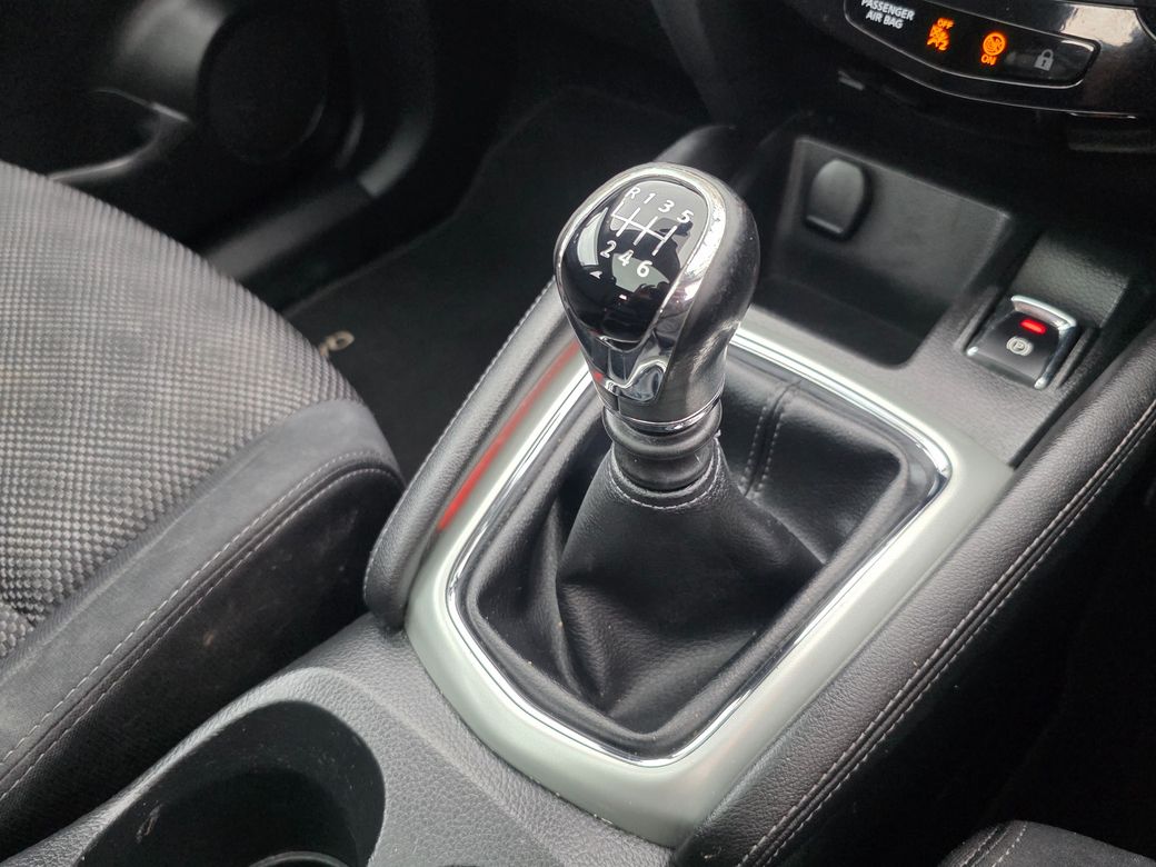 2017 Nissan Qashqai