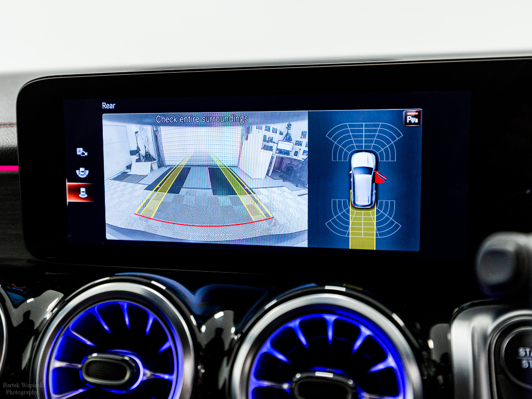 2022 Mercedes-Benz EQB