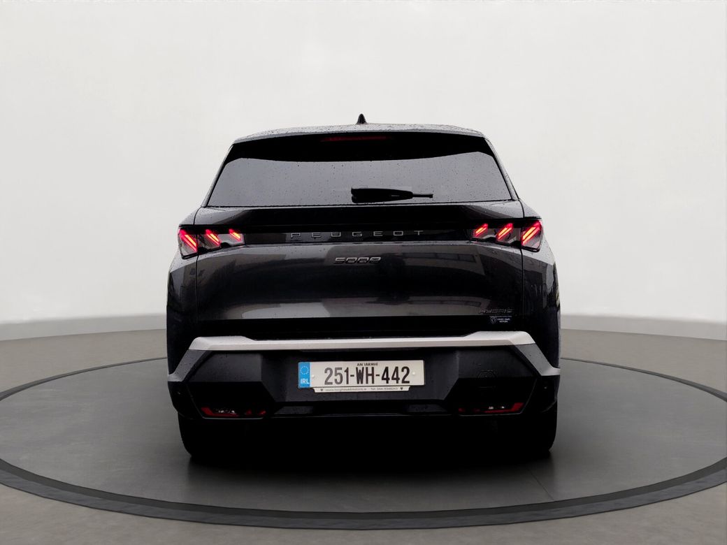2025 Peugeot 5008