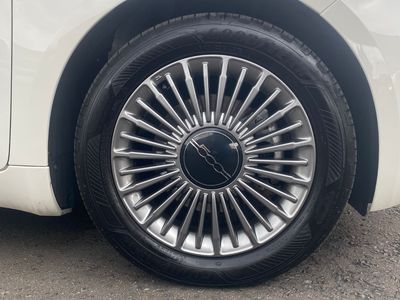 2025 Fiat 500e