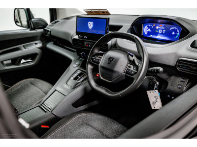 2025 Peugeot Rifter