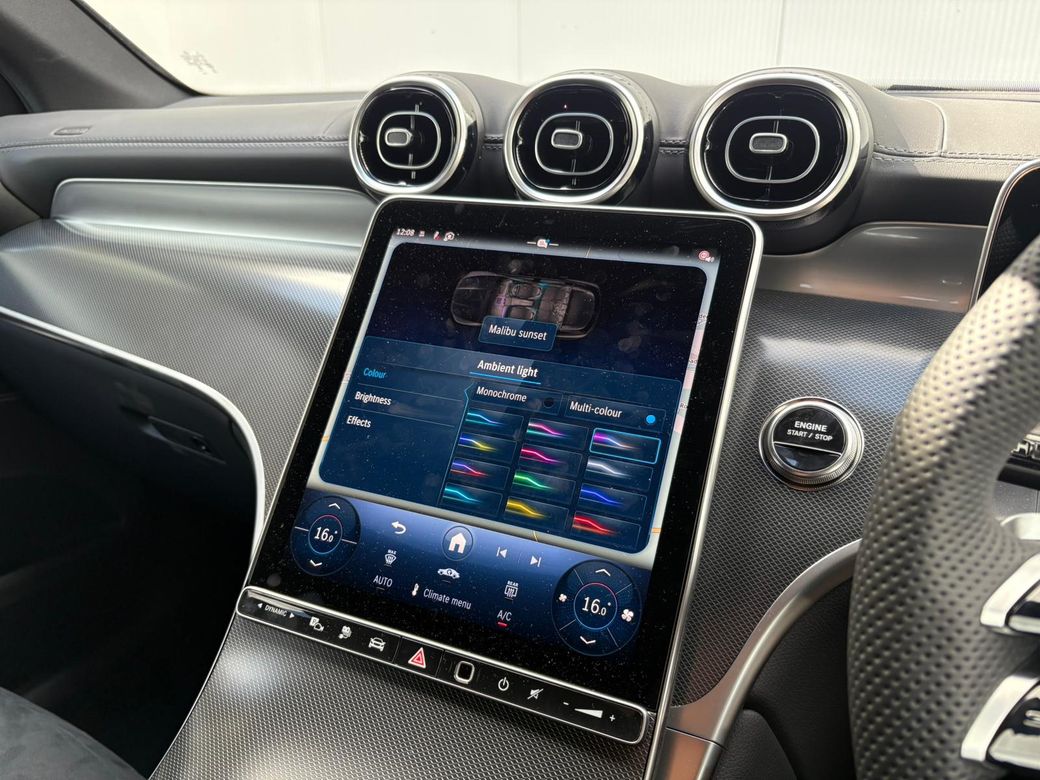 2025 Mercedes-Benz GLC Class